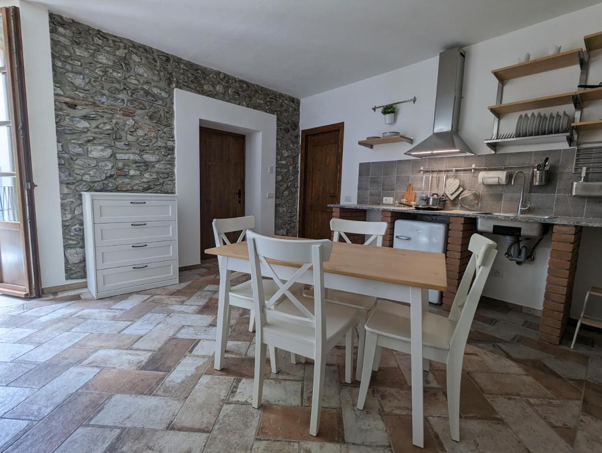 Antica Osteria Apartments Dongo Ngoại thất bức ảnh