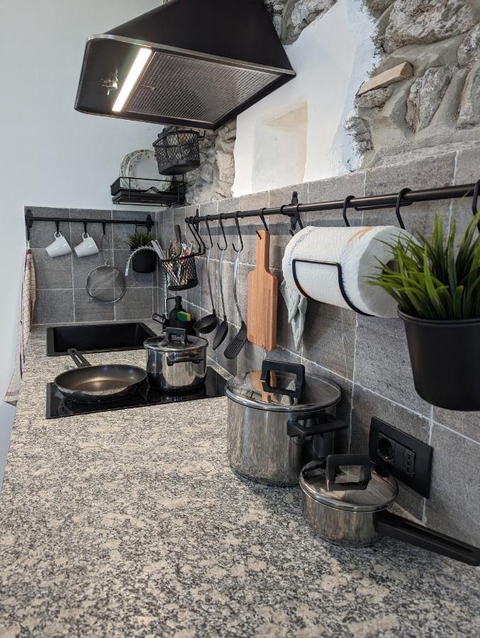 Antica Osteria Apartments Dongo Ngoại thất bức ảnh