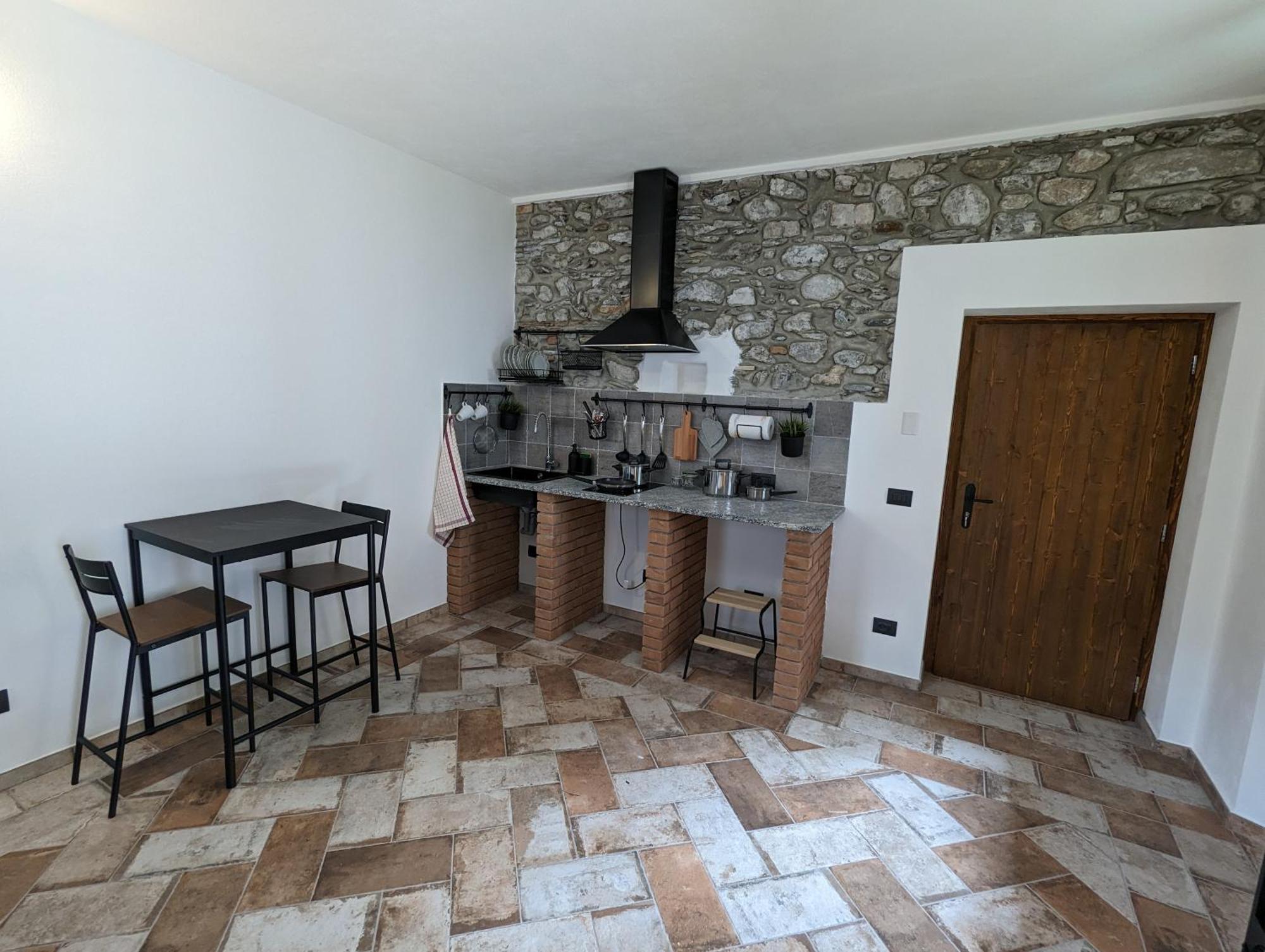 Antica Osteria Apartments Dongo Phòng bức ảnh