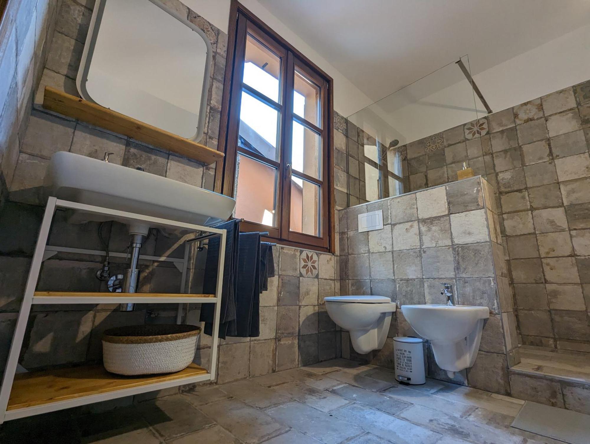 Antica Osteria Apartments Dongo Phòng bức ảnh